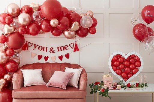 Cupid’s Corner: DIY Valentines Decorations to Melt Hearts