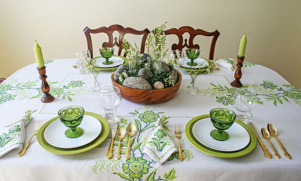 20+ Inspiring St Patrick’s Day Table Decorations Ideas