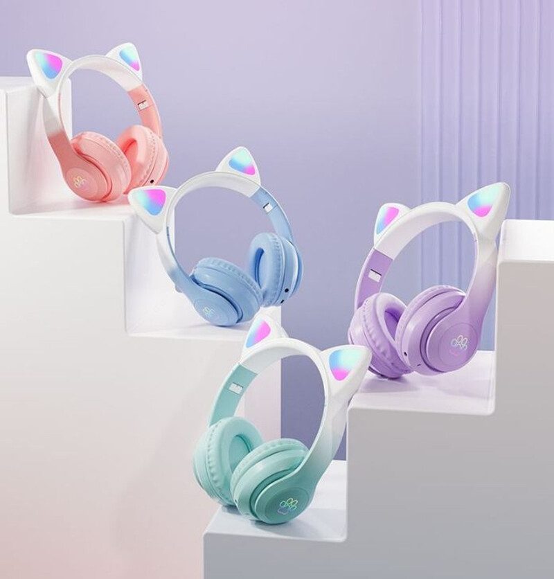 Let them listen to their favourite tunes in style with these purrfectly quirky cat ear headphones