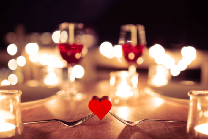 Valentine table decorations