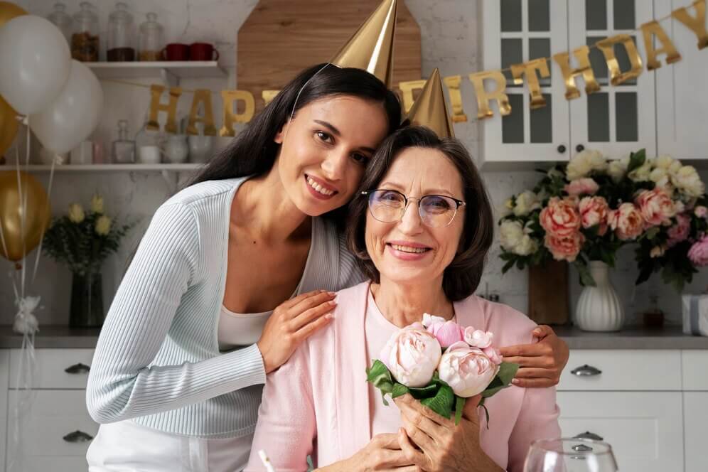 Top 15 Gift Ideas for 60th Birthday Mum to Warm Her Heart