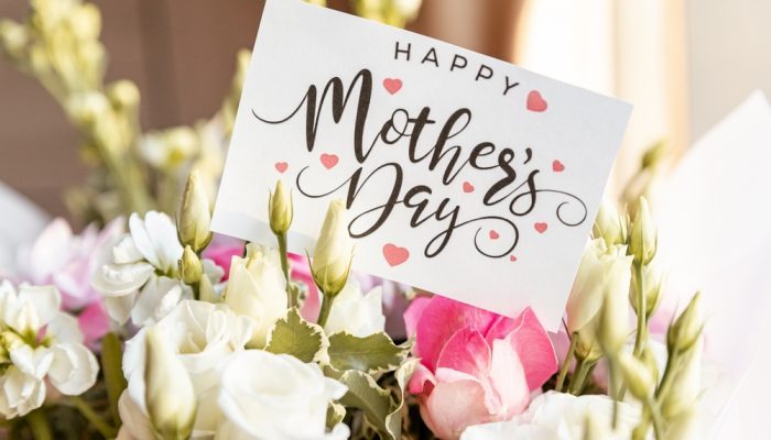 15+ Last Minute Mother’s Day Gift Ideas for Wife She’ll Adore