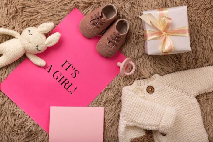 Top 24 Popular Baby Shower Gift Ideas for Mum-to-Be