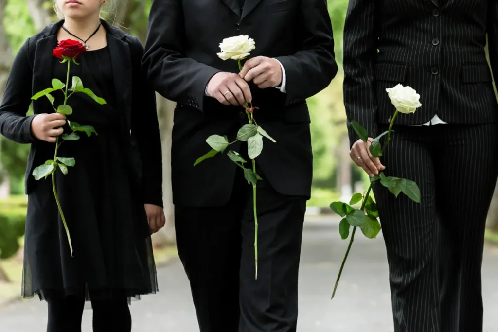 Appropriate Etiquette at Funeral