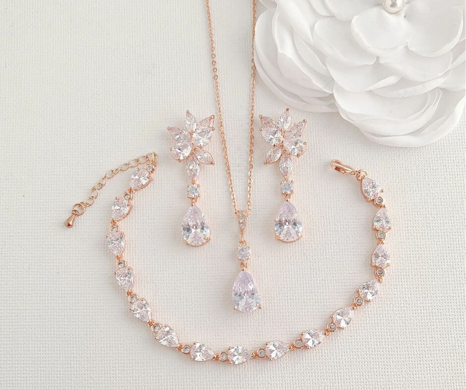 rose-gold-jewelry-set