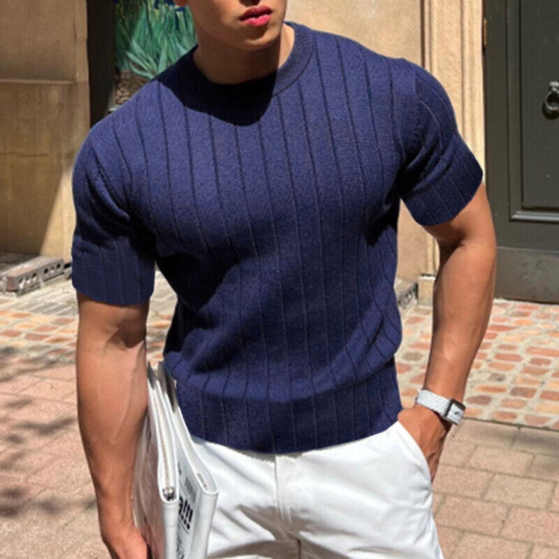 Simple Knitted T-Shirt for T-shirt And Shorts Outfit Mens